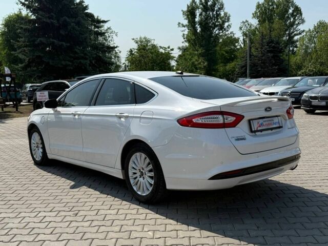 Белый Форд Фьюжн, объемом двигателя 2 л и пробегом 184 тыс. км за 10900 $, фото 4 на Automoto.ua