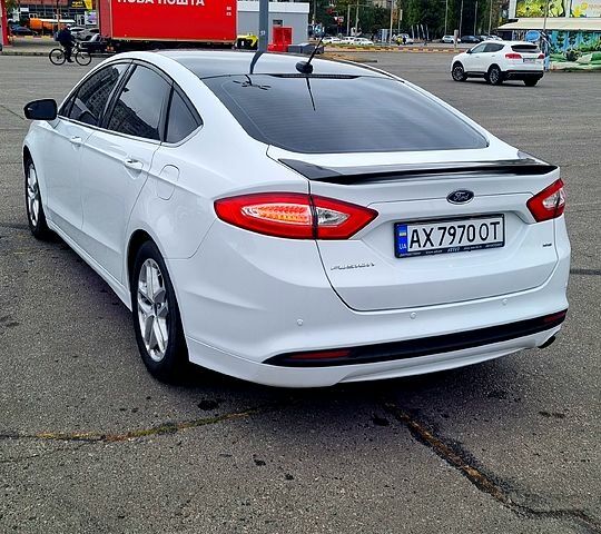 Форд Фьюжен 2014 у Харкові на Automoto.ua Білий Форд Фьюжен, об'ємом двигуна 2.5 л та пробігом 197 тис. км за 10200 $, фото 6 на Automoto.ua