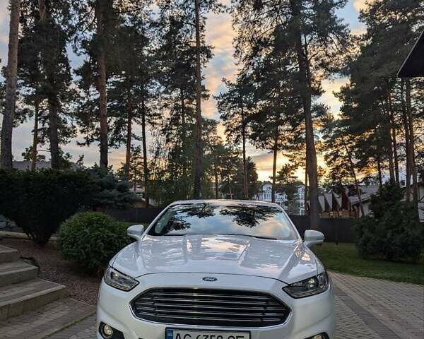 Форд Фьюжен 2014 у Києві на Automoto.ua Білий Форд Фьюжен, об'ємом двигуна 2.5 л та пробігом 211 тис. км за 9500 $, фото 1 на Automoto.ua