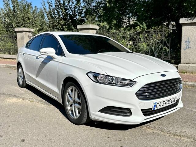 Белый Форд Фьюжн, объемом двигателя 2.5 л и пробегом 149 тыс. км за 10590 $, фото 1 на Automoto.ua