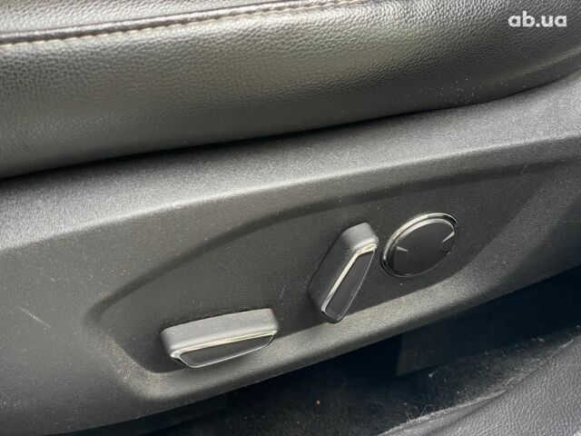 Белый Форд Фьюжн, объемом двигателя 2 л и пробегом 245 тыс. км за 9790 $, фото 14 на Automoto.ua