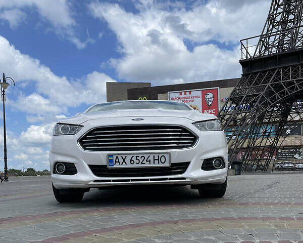 Форд Фьюжн 2014 в Харькове на Automoto.ua Белый Форд Фьюжн, объемом двигателя 2 л и пробегом 113 тыс. км за 14500 $, фото 1 на Automoto.ua
