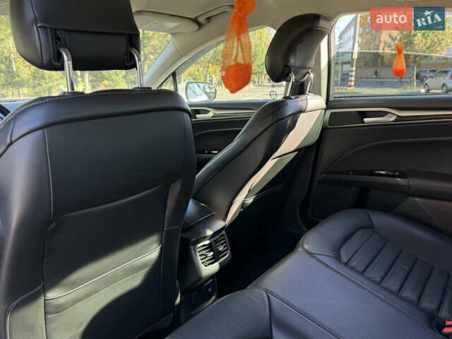 Форд Фьюжен 2014 у Одесі на Automoto.ua Білий Форд Фьюжен, об'ємом двигуна 2 л та пробігом 137 тис. км за 11800 $, фото 28 на Automoto.ua