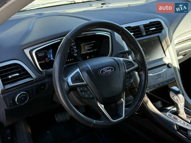 Форд Фьюжен 2014 у Одесі на Automoto.ua Білий Форд Фьюжен, об'ємом двигуна 2 л та пробігом 137 тис. км за 11800 $, фото 13 на Automoto.ua