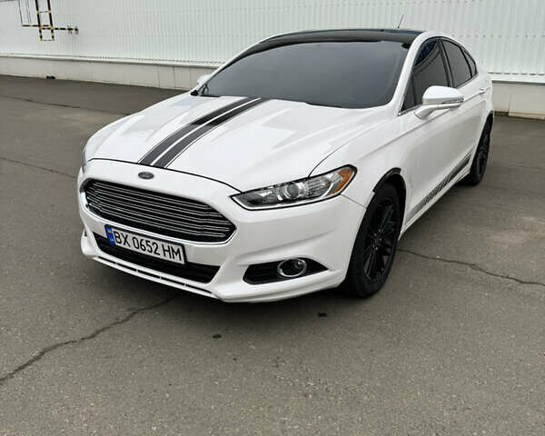 Белый Форд Фьюжн, объемом двигателя 2 л и пробегом 217 тыс. км за 9000 $, фото 1 на Automoto.ua