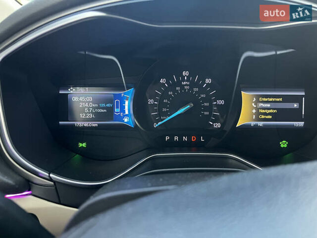 Форд Фьюжн 2014 в Одессе на Automoto.ua Белый Форд Фьюжн, объемом двигателя 2 л и пробегом 186 тыс. км за 12500 $, фото 10 на Automoto.ua