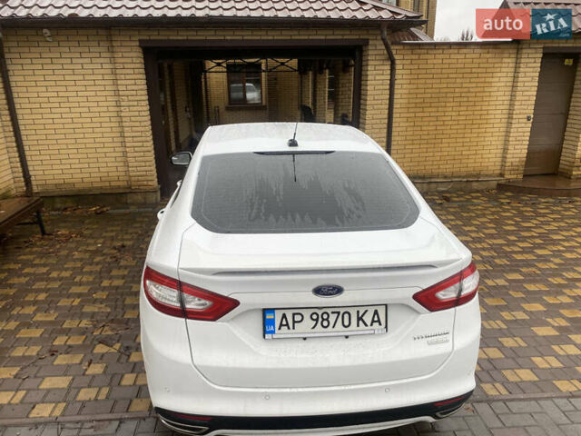 Білий Форд Фьюжен, об'ємом двигуна 2 л та пробігом 168 тис. км за 11500 $, фото 4 на Automoto.ua