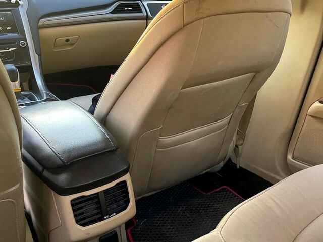 Белый Форд Фьюжн, объемом двигателя 2 л и пробегом 27100 тыс. км за 10999 $, фото 12 на Automoto.ua