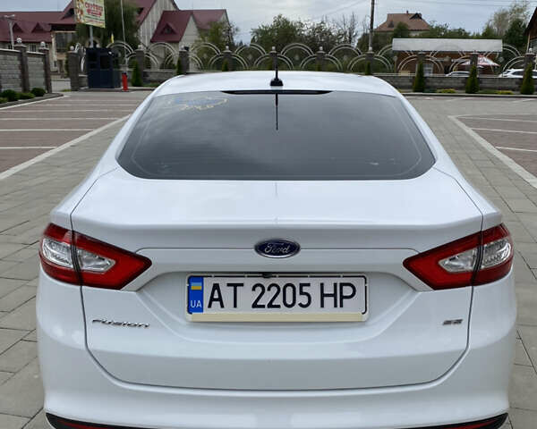 Білий Форд Фьюжен, об'ємом двигуна 2.5 л та пробігом 209 тис. км за 8700 $, фото 7 на Automoto.ua