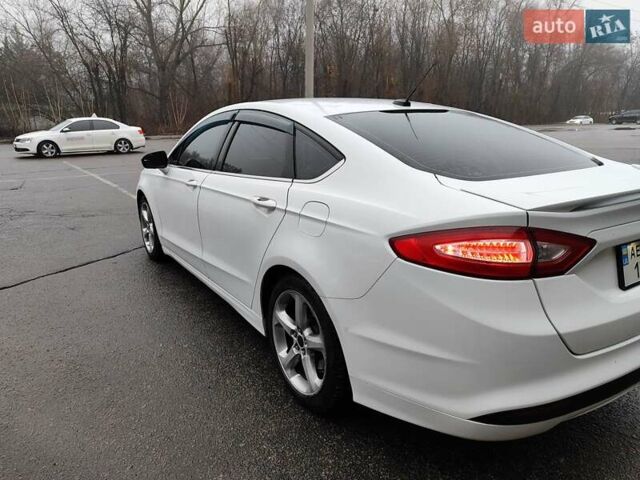 Белый Форд Фьюжн, объемом двигателя 2.5 л и пробегом 216 тыс. км за 8500 $, фото 3 на Automoto.ua
