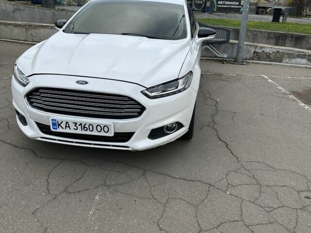 Белый Форд Фьюжн, объемом двигателя 1.5 л и пробегом 200 тыс. км за 7299 $, фото 2 на Automoto.ua