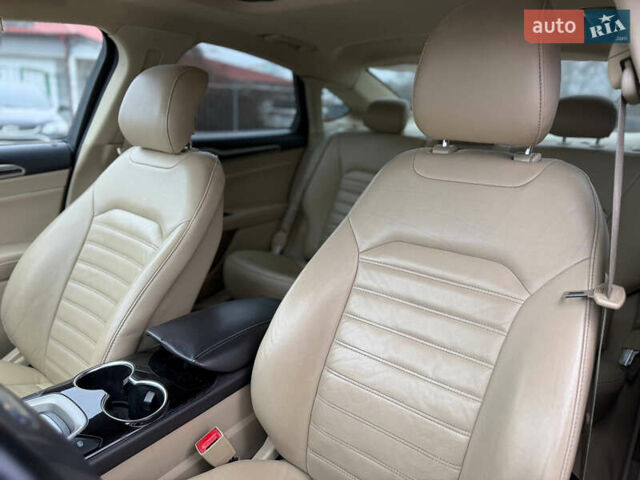 Білий Форд Фьюжен, об'ємом двигуна 2 л та пробігом 153 тис. км за 9500 $, фото 17 на Automoto.ua