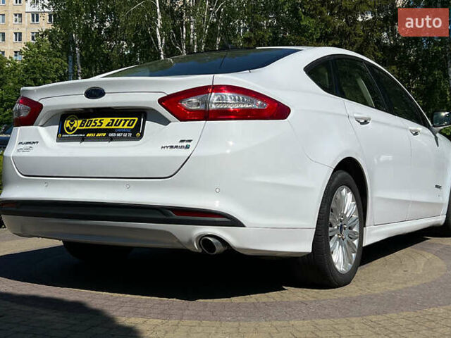 Форд Фьюжн 2014 в Львове на Automoto.ua Белый Форд Фьюжн, объемом двигателя 2 л и пробегом 168 тыс. км за 11999 $, фото 6 на Automoto.ua