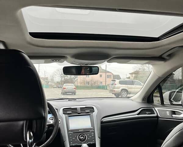 Белый Форд Фьюжн, объемом двигателя 2 л и пробегом 137 тыс. км за 11000 $, фото 30 на Automoto.ua