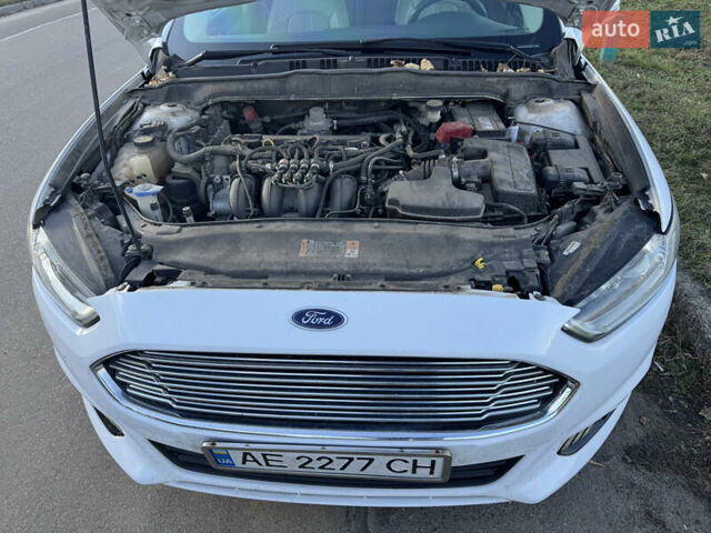 Белый Форд Фьюжн, объемом двигателя 2.5 л и пробегом 147 тыс. км за 11500 $, фото 18 на Automoto.ua