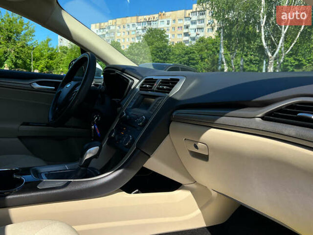 Белый Форд Фьюжн, объемом двигателя 2 л и пробегом 168 тыс. км за 12450 $, фото 8 на Automoto.ua