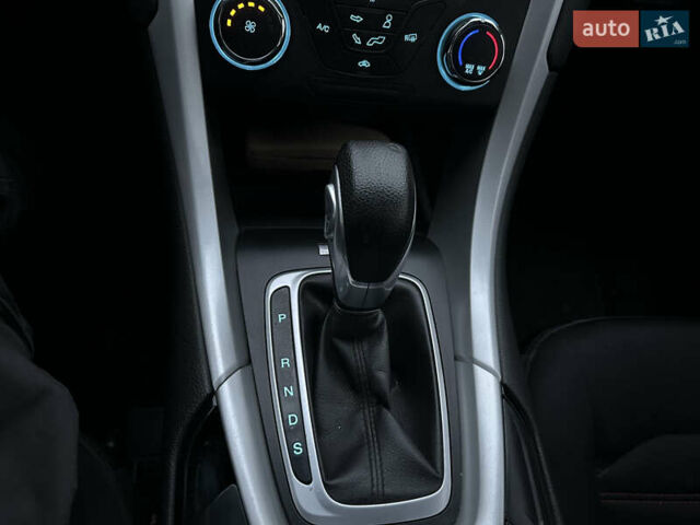 Белый Форд Фьюжн, объемом двигателя 2.49 л и пробегом 253 тыс. км за 9600 $, фото 37 на Automoto.ua