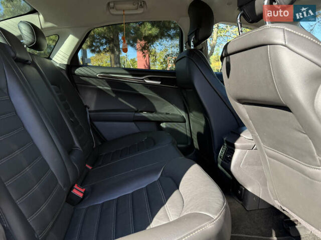 Форд Фьюжен 2014 у Одесі на Automoto.ua Білий Форд Фьюжен, об'ємом двигуна 2 л та пробігом 137 тис. км за 11800 $, фото 36 на Automoto.ua