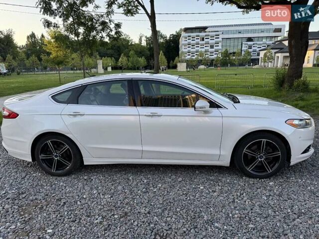 Форд Фьюжн 2014 в Львове на Automoto.ua Белый Форд Фьюжн, объемом двигателя 2 л и пробегом 304 тыс. км за 11000 $, фото 18 на Automoto.ua