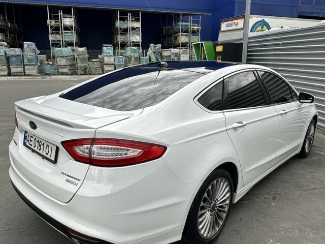 Белый Форд Фьюжн, объемом двигателя 2 л и пробегом 218 тыс. км за 8500 $, фото 2 на Automoto.ua