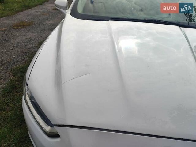 Білий Форд Фьюжен, об'ємом двигуна 2.5 л та пробігом 280 тис. км за 8700 $, фото 3 на Automoto.ua