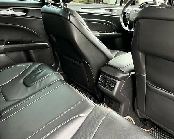 Белый Форд Фьюжн, объемом двигателя 2 л и пробегом 137 тыс. км за 11000 $, фото 22 на Automoto.ua