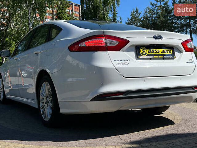 Форд Фьюжн 2014 в Львове на Automoto.ua Белый Форд Фьюжн, объемом двигателя 2 л и пробегом 168 тыс. км за 11999 $, фото 4 на Automoto.ua