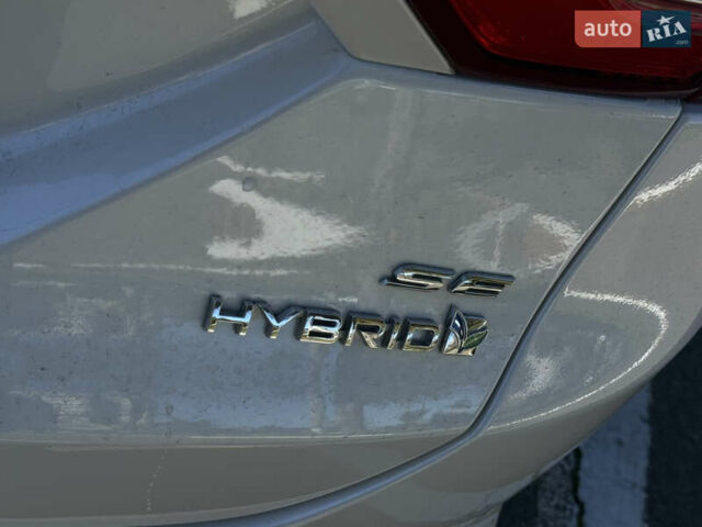 Форд Фьюжен 2014 у Одесі на Automoto.ua Білий Форд Фьюжен, об'ємом двигуна 2 л та пробігом 137 тис. км за 11800 $, фото 12 на Automoto.ua