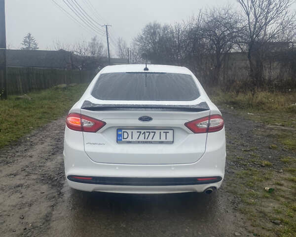 Білий Форд Фьюжен, об'ємом двигуна 2.49 л та пробігом 240 тис. км за 11000 $, фото 3 на Automoto.ua
