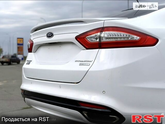 Форд Фьюжн 2014 в Одессе на Automoto.ua Белый Форд Фьюжн, объемом двигателя 2 л и пробегом 255 тыс. км за 10100 $, фото 2 на Automoto.ua