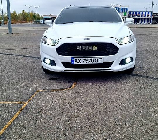 Форд Фьюжен 2014 у Харкові на Automoto.ua Білий Форд Фьюжен, об'ємом двигуна 2.5 л та пробігом 197 тис. км за 10200 $, фото 1 на Automoto.ua