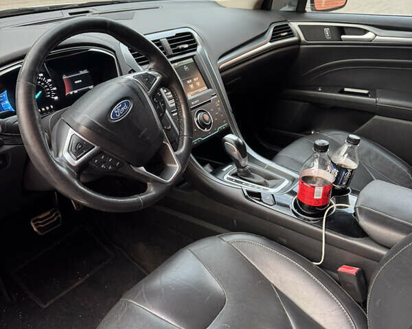 Форд Фьюжн 2014 в Киеве на Automoto.ua Белый Форд Фьюжн, объемом двигателя 2 л и пробегом 284 тыс. км за 9000 $, фото 7 на Automoto.ua