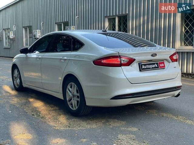 Белый Форд Фьюжн, объемом двигателя 2.5 л и пробегом 178 тыс. км за 7500 $, фото 8 на Automoto.ua