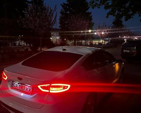 Белый Форд Фьюжн, объемом двигателя 2.5 л и пробегом 270 тыс. км за 8700 $, фото 17 на Automoto.ua