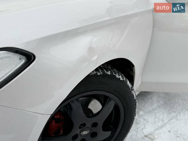 Белый Форд Фьюжн, объемом двигателя 2.5 л и пробегом 240 тыс. км за 8450 $, фото 24 на Automoto.ua