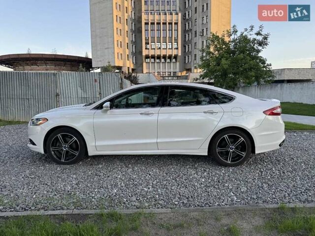 Форд Фьюжн 2014 в Львове на Automoto.ua Белый Форд Фьюжн, объемом двигателя 2 л и пробегом 304 тыс. км за 11000 $, фото 17 на Automoto.ua