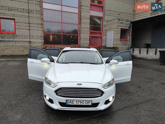 Белый Форд Фьюжн, объемом двигателя 2.5 л и пробегом 216 тыс. км за 8500 $, фото 16 на Automoto.ua