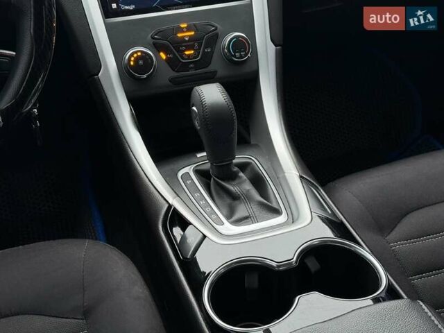 Белый Форд Фьюжн, объемом двигателя 2.5 л и пробегом 240 тыс. км за 8450 $, фото 14 на Automoto.ua