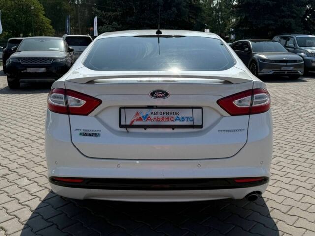 Белый Форд Фьюжн, объемом двигателя 2 л и пробегом 184 тыс. км за 10900 $, фото 5 на Automoto.ua