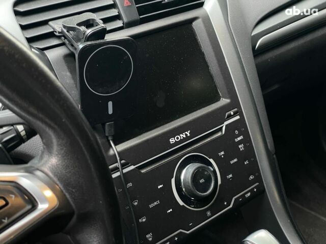 Белый Форд Фьюжн, объемом двигателя 2 л и пробегом 245 тыс. км за 9790 $, фото 18 на Automoto.ua