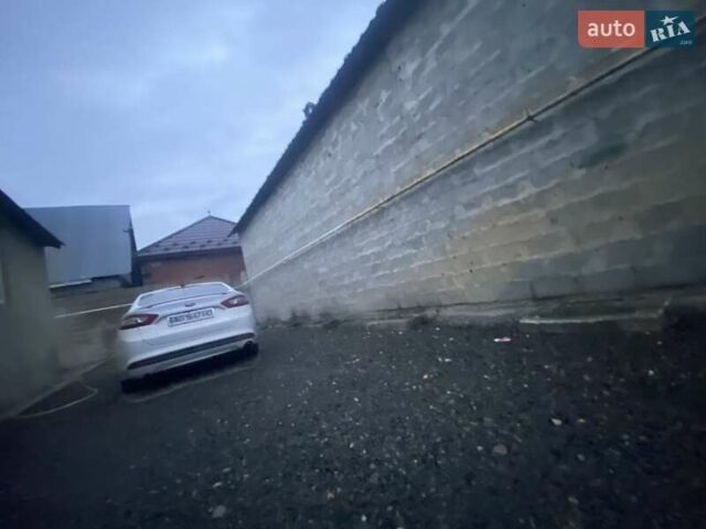 Білий Форд Фьюжен, об'ємом двигуна 2.5 л та пробігом 220 тис. км за 9500 $, фото 3 на Automoto.ua