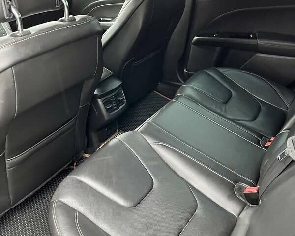 Белый Форд Фьюжн, объемом двигателя 2 л и пробегом 137 тыс. км за 11000 $, фото 19 на Automoto.ua