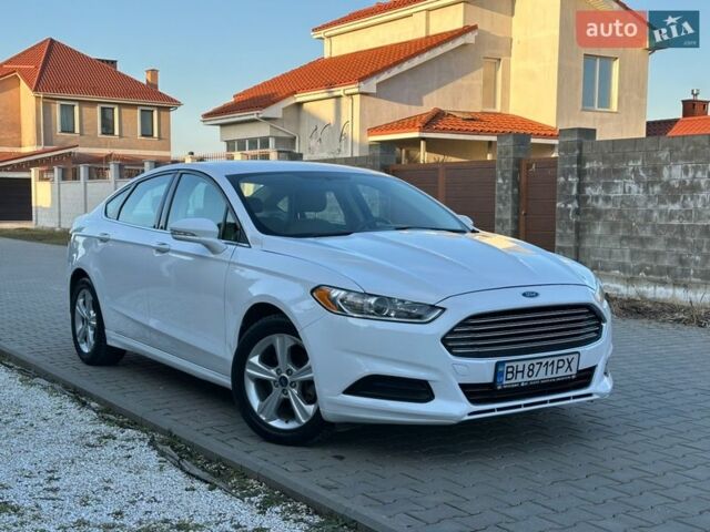 Білий Форд Фьюжен, об'ємом двигуна 2.5 л та пробігом 92 тис. км за 10200 $, фото 14 на Automoto.ua