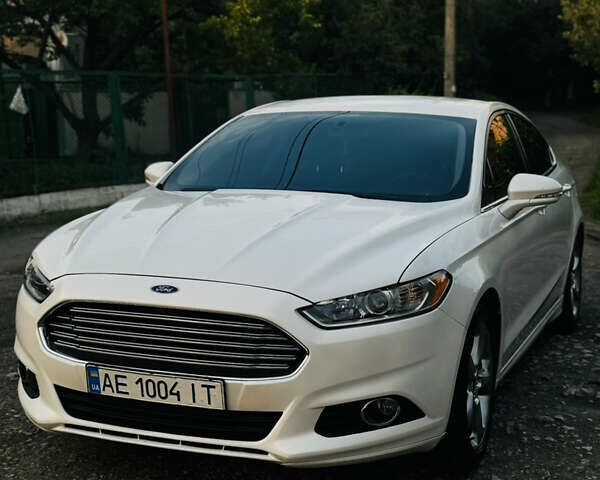 Белый Форд Фьюжн, объемом двигателя 2.5 л и пробегом 200 тыс. км за 11299 $, фото 11 на Automoto.ua