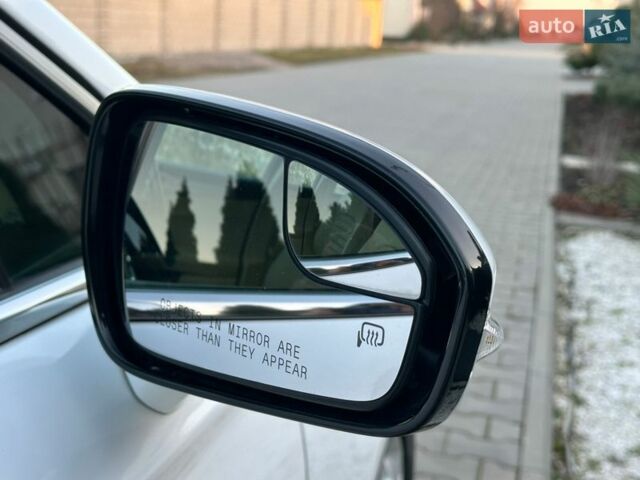 Білий Форд Фьюжен, об'ємом двигуна 2.5 л та пробігом 92 тис. км за 10200 $, фото 57 на Automoto.ua