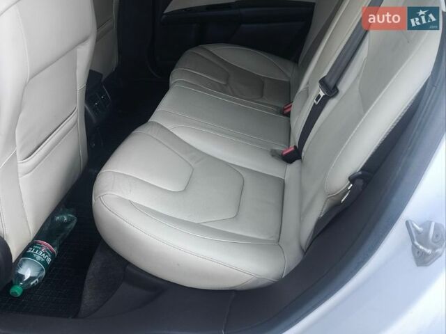 Белый Форд Фьюжн, объемом двигателя 2 л и пробегом 197 тыс. км за 9200 $, фото 8 на Automoto.ua