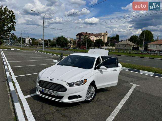 Белый Форд Фьюжн, объемом двигателя 2 л и пробегом 282 тыс. км за 11999 $, фото 12 на Automoto.ua