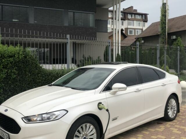 Белый Форд Фьюжн, объемом двигателя 2 л и пробегом 165 тыс. км за 13000 $, фото 8 на Automoto.ua