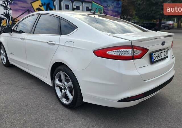Білий Форд Фьюжен, об'ємом двигуна 0 л та пробігом 182 тис. км за 11800 $, фото 4 на Automoto.ua