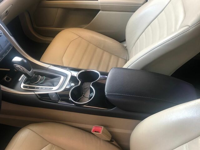 Форд Фьюжн 2014 в Одессе на Automoto.ua Белый Форд Фьюжн, объемом двигателя 2 л и пробегом 168 тыс. км за 12900 $, фото 6 на Automoto.ua